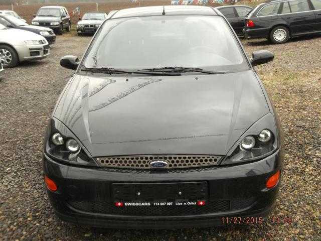 Ford Focus hatchback 66kW nafta 2001