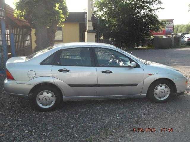 Ford Focus sedan 96kW benzin 1999