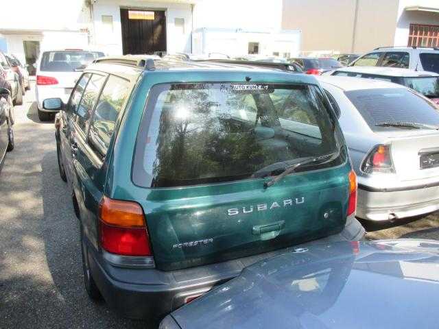 Subaru Forester kombi 90kW benzin 1998