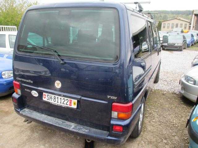 Volkswagen Caravelle MPV 75kW nafta 2003