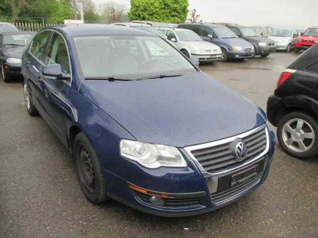 Volkswagen Passat sedan 90kW benzin 2008