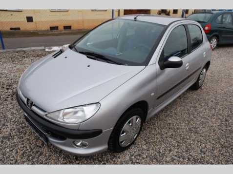 Peugeot 206 hatchback 44kW benzin 200308