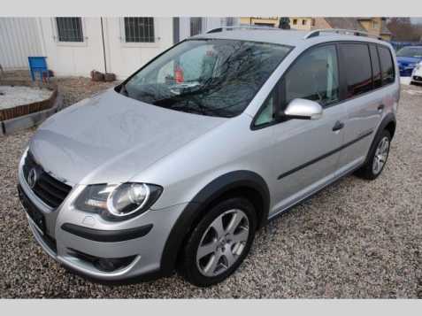 Volkswagen Touran MPV 103kW nafta 200711