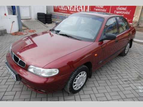 Daewoo Nubira sedan 78kW benzin 200109