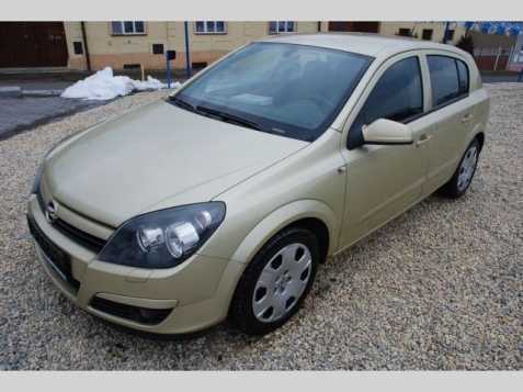 Opel Astra hatchback 59kW nafta 200404