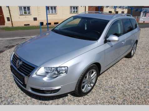 Volkswagen Passat kombi 125kW nafta 201004