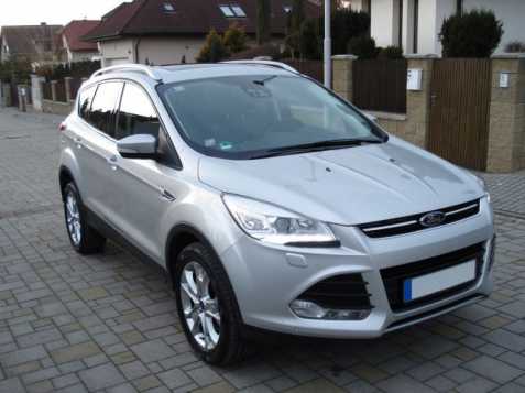 Ford Kuga SUV 103kW nafta 201301