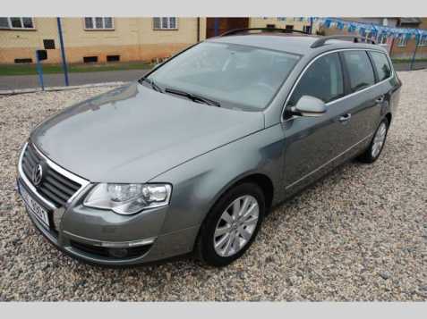 Volkswagen Passat kombi 103kW nafta 200902