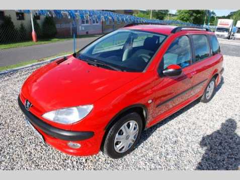 Peugeot 206 kombi 50kW nafta 200305