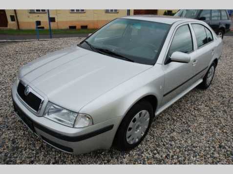 Škoda Octavia sedan 75kW benzin 200604