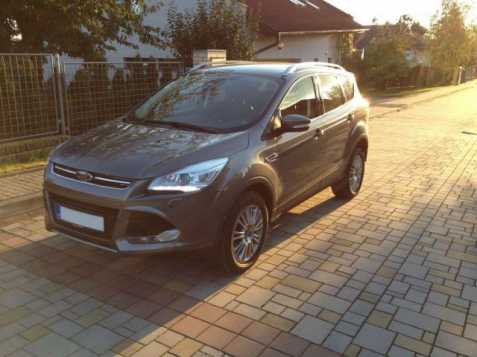 Ford Kuga SUV 103kW nafta 201301