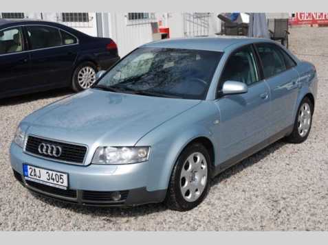 Audi A4 sedan 132kW nafta 200209