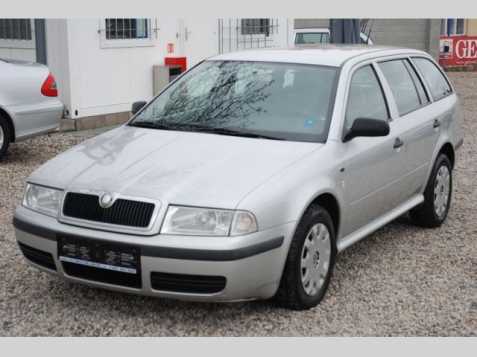 Škoda Octavia kombi 66kW nafta 200102