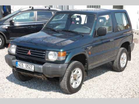 Mitsubishi Pajero kombi 73kW nafta 199701