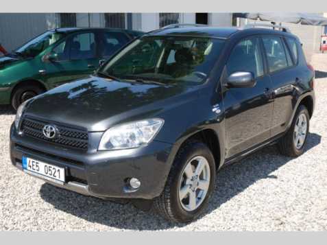 Toyota RAV4 SUV 100kW nafta 200701