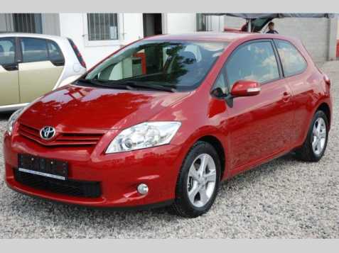 Toyota Auris hatchback 97kW benzin 201012