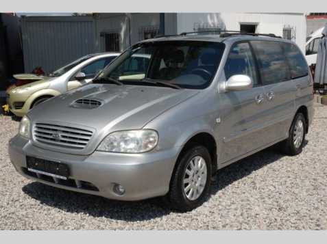 Kia Carnival kombi 106kW nafta 200310