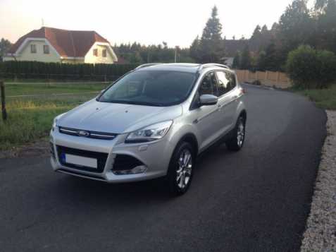 Ford Kuga kombi 103kW nafta 201301