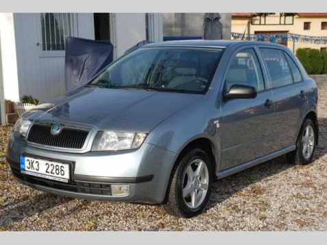 Škoda Fabia hatchback 40kW benzin 200402