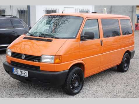 Volkswagen Transporter kombi 75kW nafta 200103