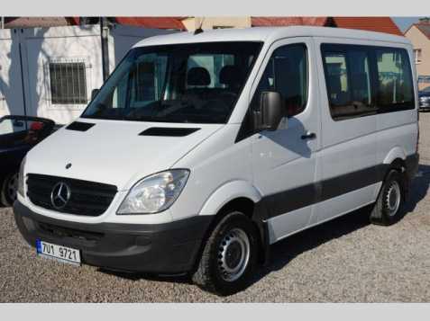 Mercedes-Benz Sprinter minibus 80kW nafta 200611