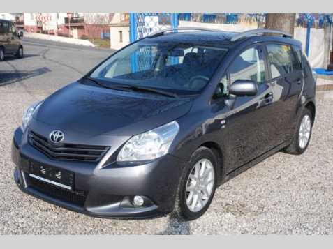 Toyota Verso kombi 110kW nafta 201012