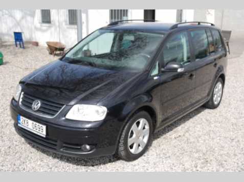 Volkswagen Touran kombi 103kW nafta 200502