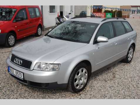 Audi A4 kombi 120kW nafta 200307