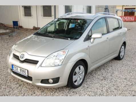 Toyota Corolla Verso kombi 100kW nafta 200708