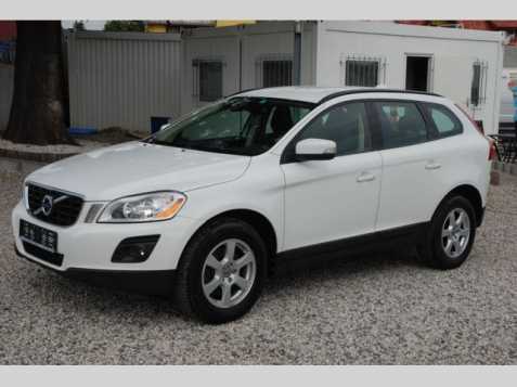 Volvo XC60 SUV 129kW nafta 200906