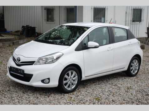 Toyota Yaris hatchback 73kW benzin 201304