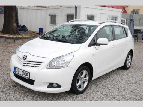 Toyota Verso MPV 93kW nafta 201105