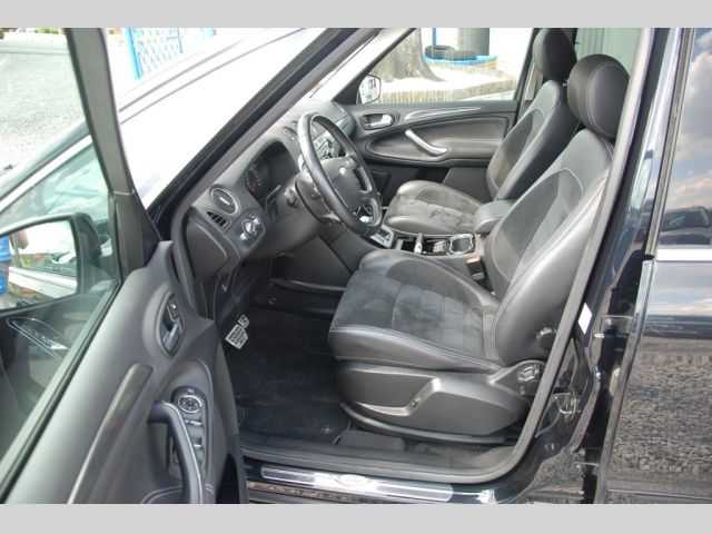 Ford S-MAX MPV 147kW nafta 201103