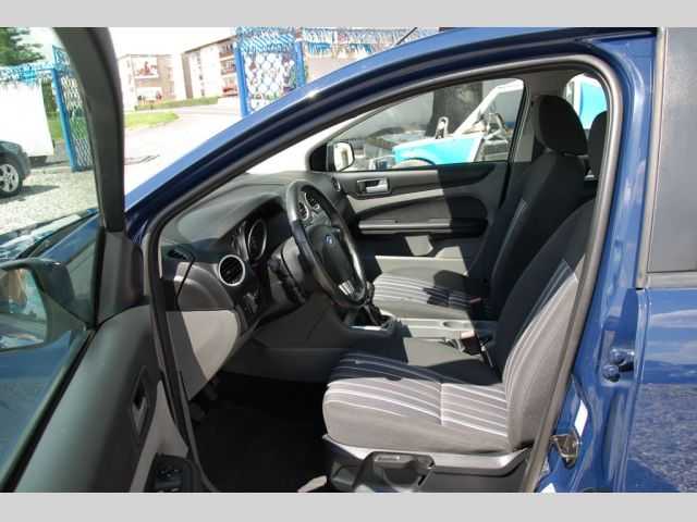 Ford Focus kombi 74kW nafta 200809