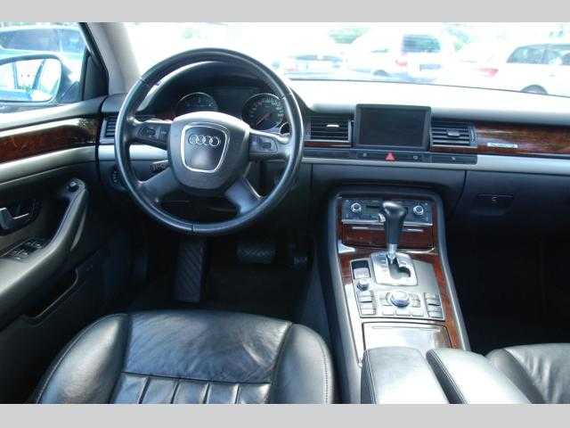 Audi A8 limuzína 171kW nafta 200705