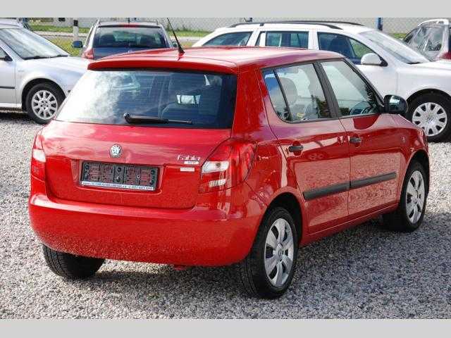 Škoda Fabia hatchback 44kW benzin 200811