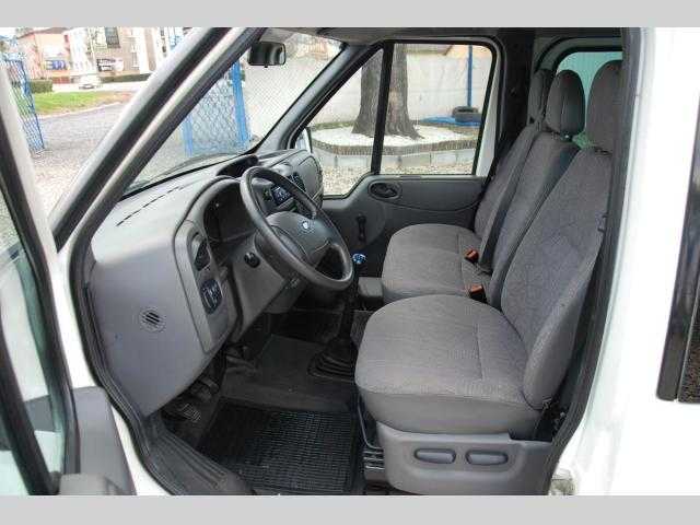 Ford Transit MPV 74kW nafta 200602