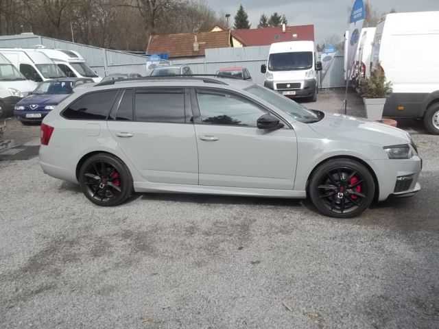 Škoda Octavia kombi 135kW nafta 201312