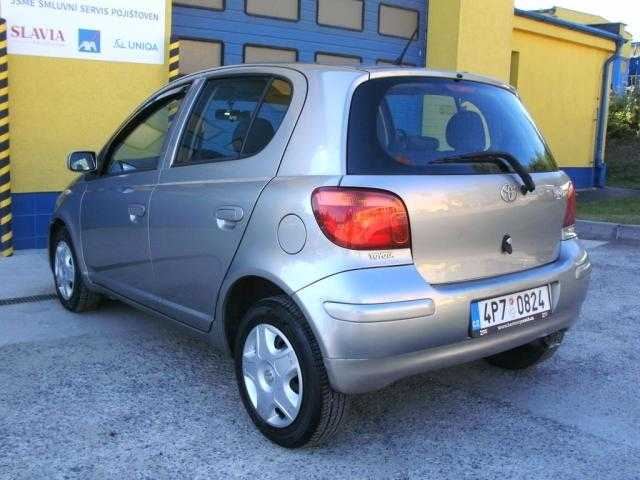 Toyota Yaris hatchback 48kW benzin 2005