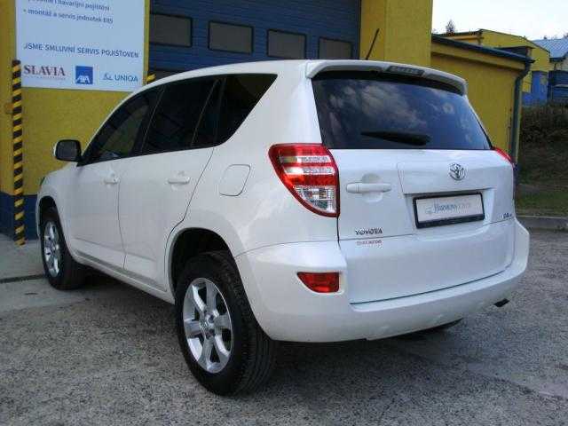 Toyota RAV4 terénní 110kW nafta 2012