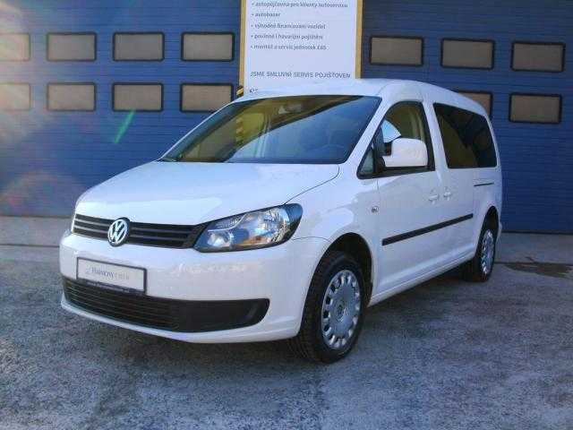 Volkswagen Caddy kombi 75kW nafta 2012