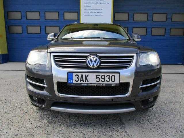 Volkswagen Touareg terénní 230kW nafta 2009