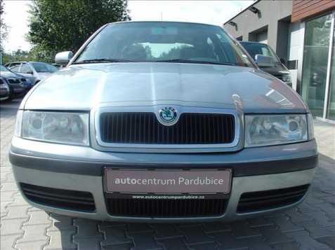 Škoda Octavia hatchback 81kW nafta 200201