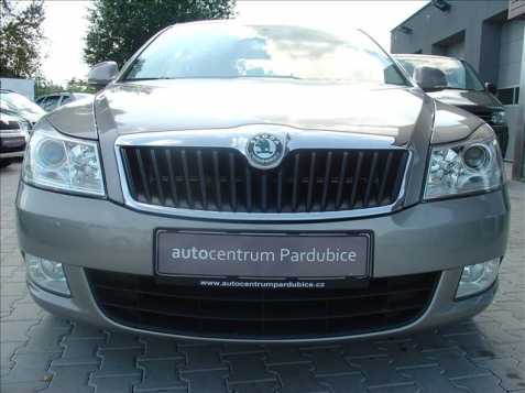 Škoda Octavia hatchback 77kW nafta 201006