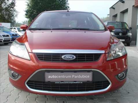 Ford Focus kombi 100kW nafta 200801