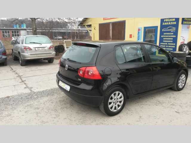 Volkswagen Golf hatchback 77kW nafta 200505