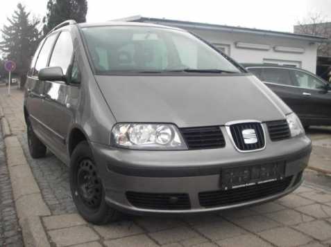 Volkswagen Sharan MPV 85kW nafta 2004