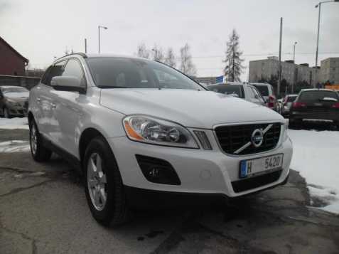 Volvo XC60 SUV 136kW nafta 200903