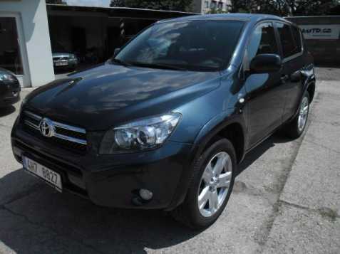 Toyota RAV4 SUV 130kW nafta 2007