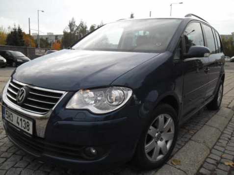 Volkswagen Touran MPV 77kW nafta 200701